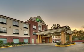 Holiday Inn Express in Laurel Ms